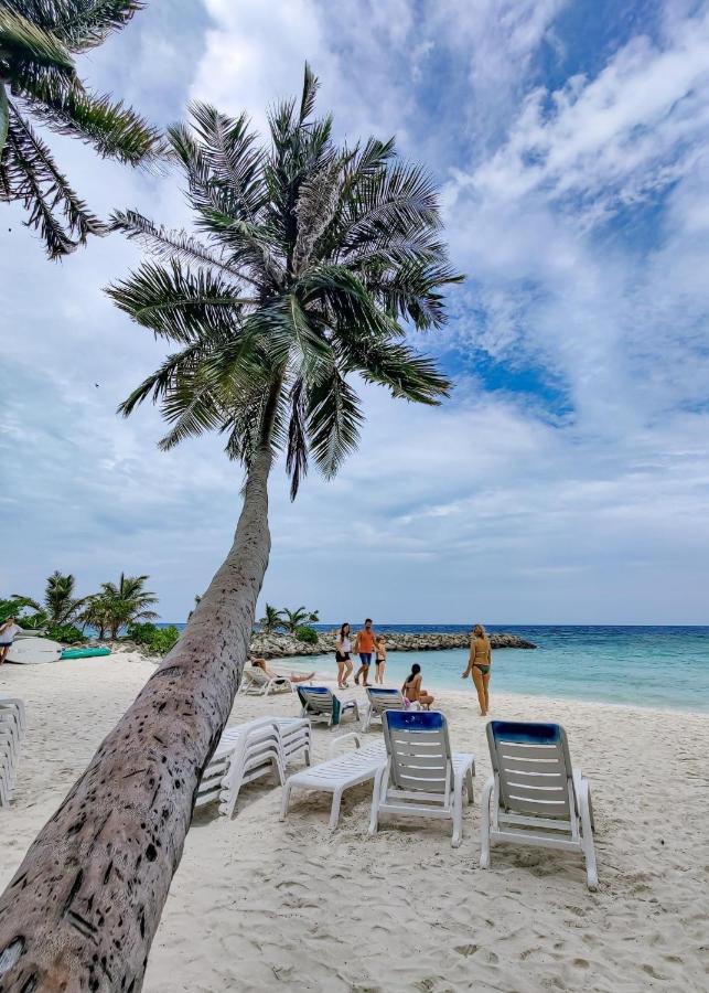 Pelican Beach Maafushi Luaran gambar