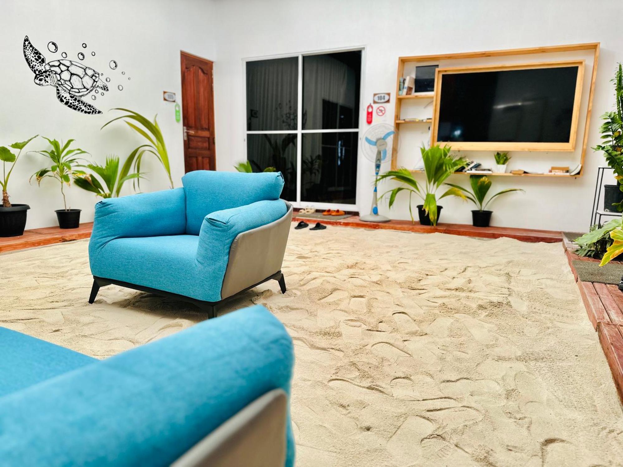 Pelican Beach Maafushi Luaran gambar